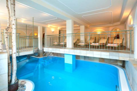 Piscina coperta dell'Hotel Geiger