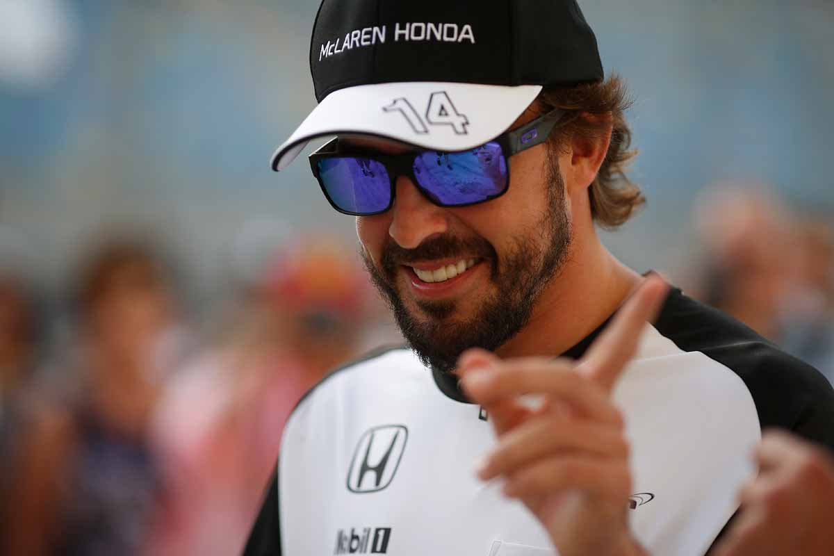 GP de Bahreïn2015-Fernando-Alonso-Face