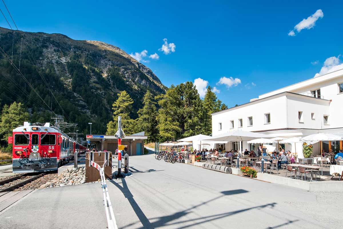 Morteratsch from outside with railroad