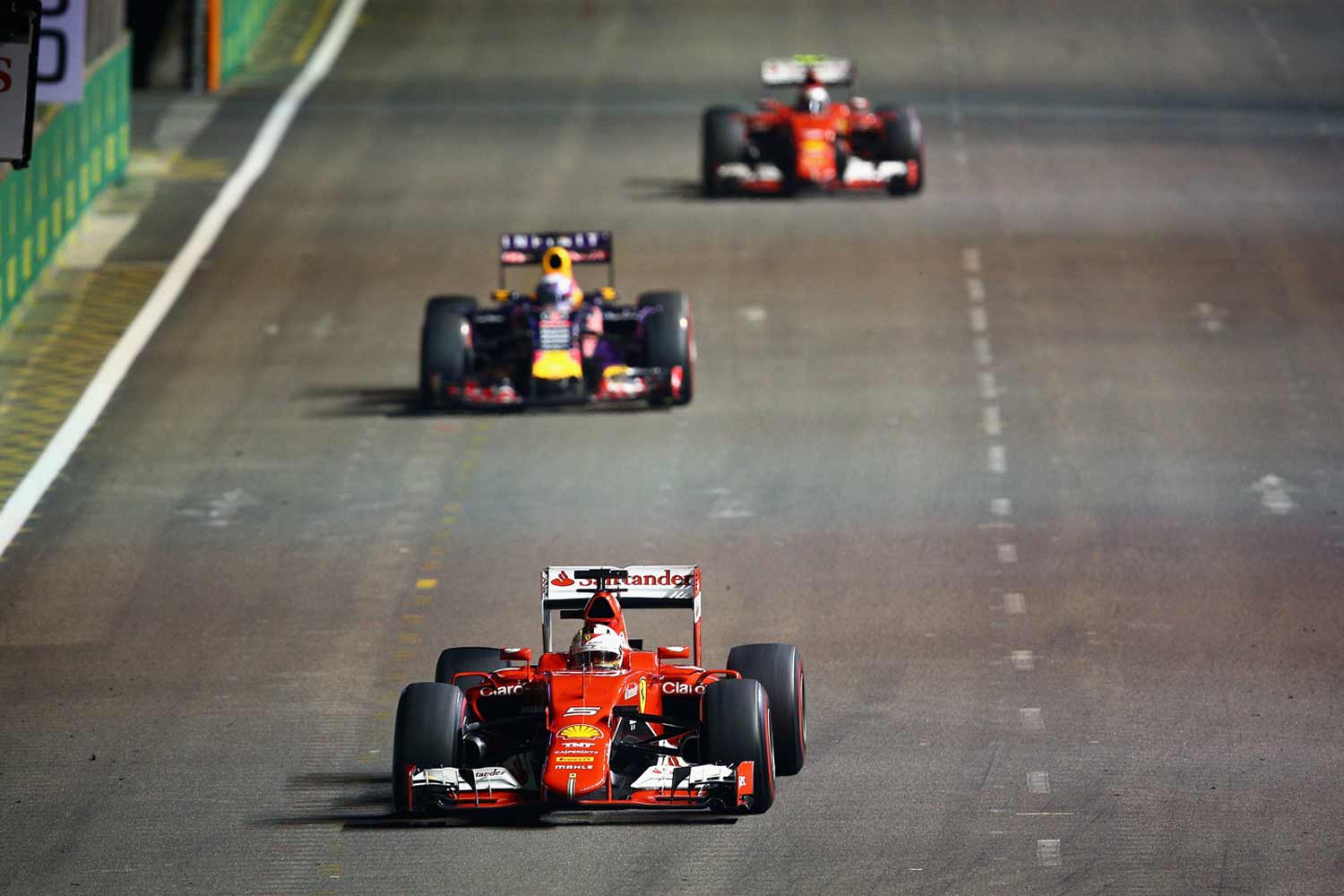 F1-Singapur2015-Action12