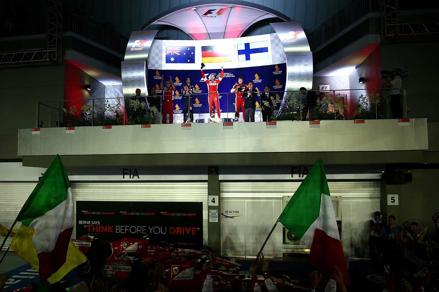 F1-Singapur2015-Action6