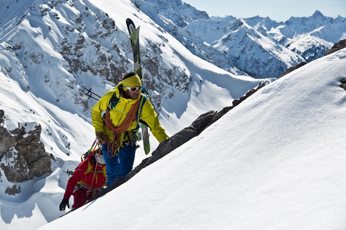 K2_Backside-2015-2016_Action1