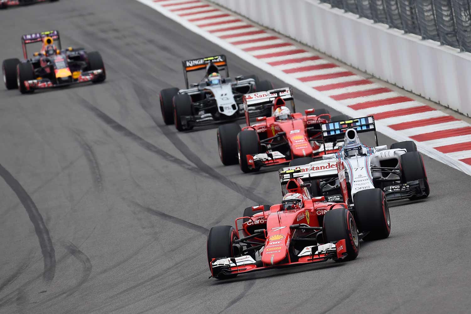 F1-GP-Russland2015-Ferrari