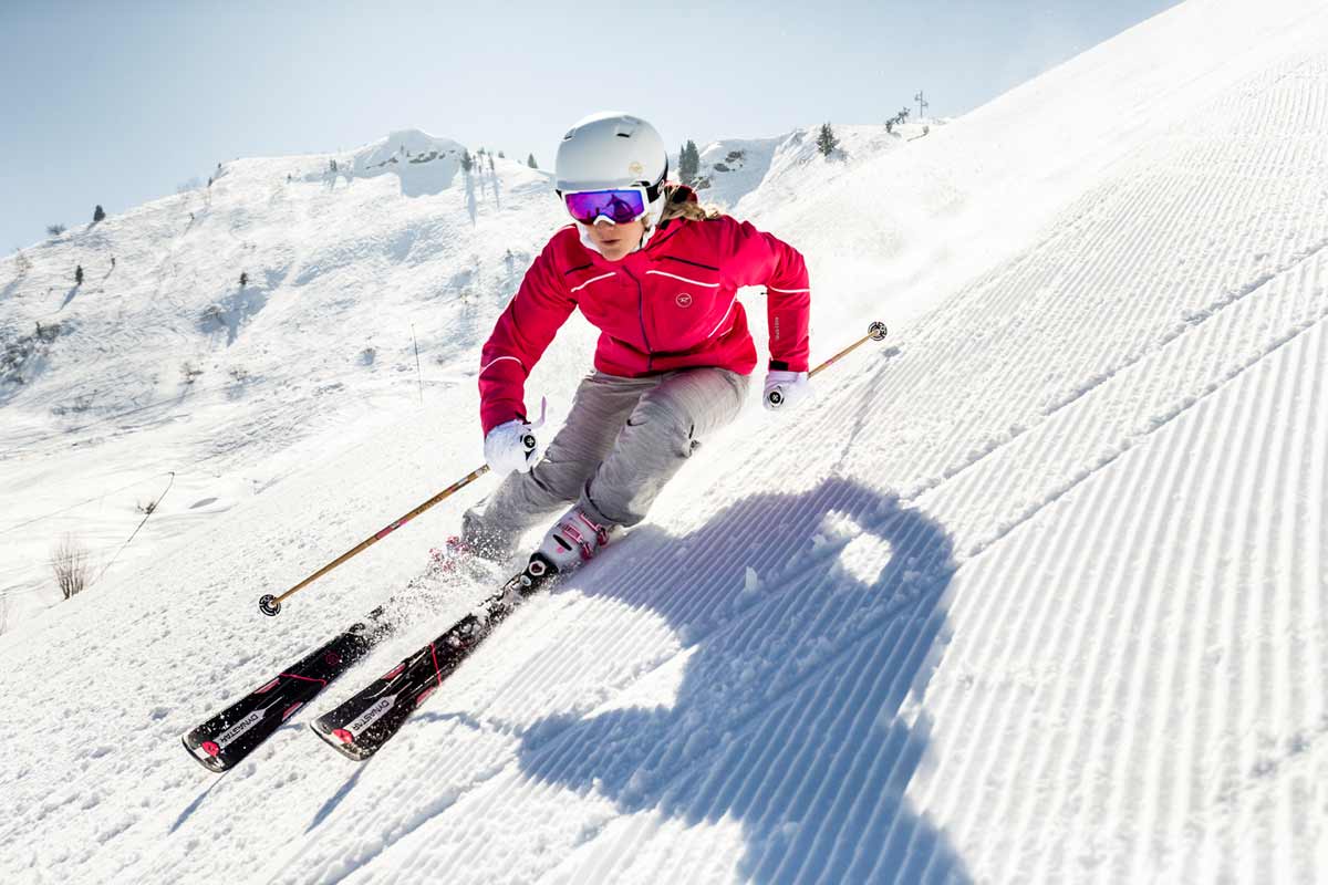 Esquí de pista para mujer Dynastar Intense, Action Image 4, 2016/2017