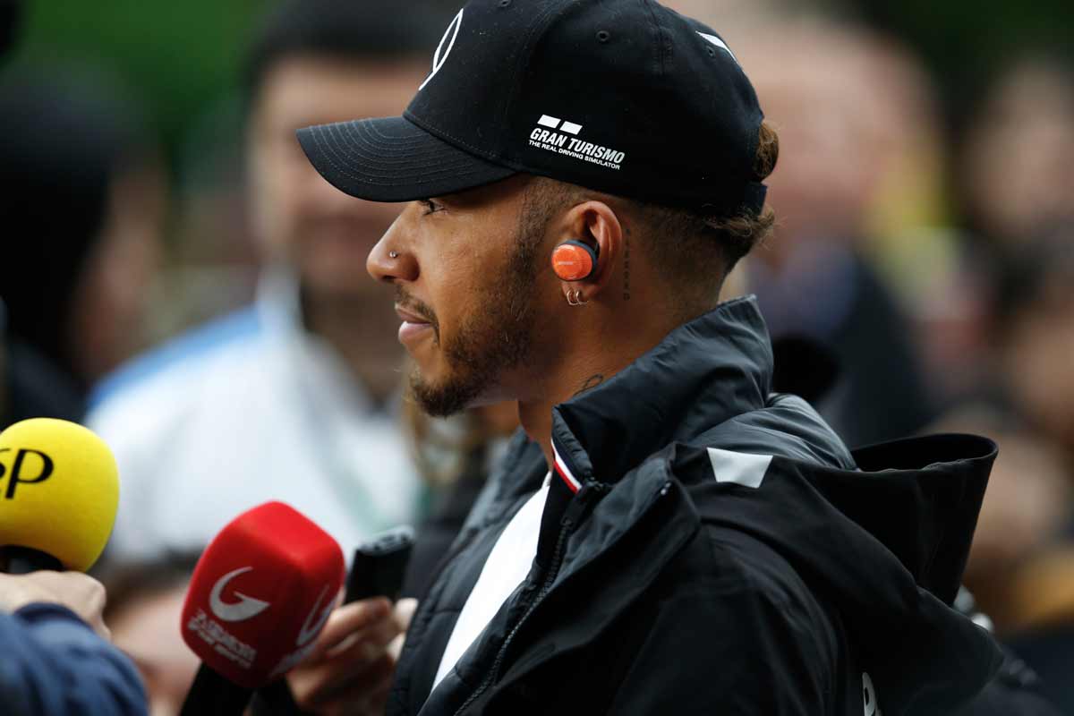 Cina GP Qualifica Lewis Hamilton