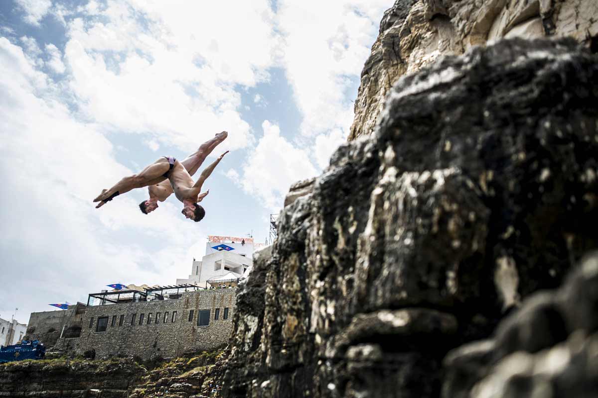 Red Bull Cliff Diving AP-1SPEQCVAW1W11_news