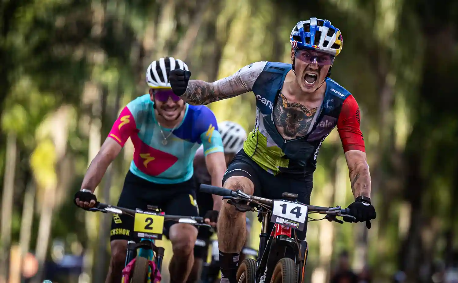 Simon Andreassen and Haley Batten win the 2nd MTB World Cup race