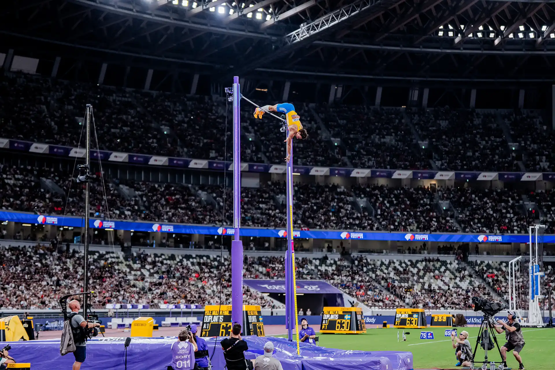 Armand-Duplantis-Weltrekord-WM-Tokio-15Sep2025-RedBullContentpool-SI202509152169 Kopie