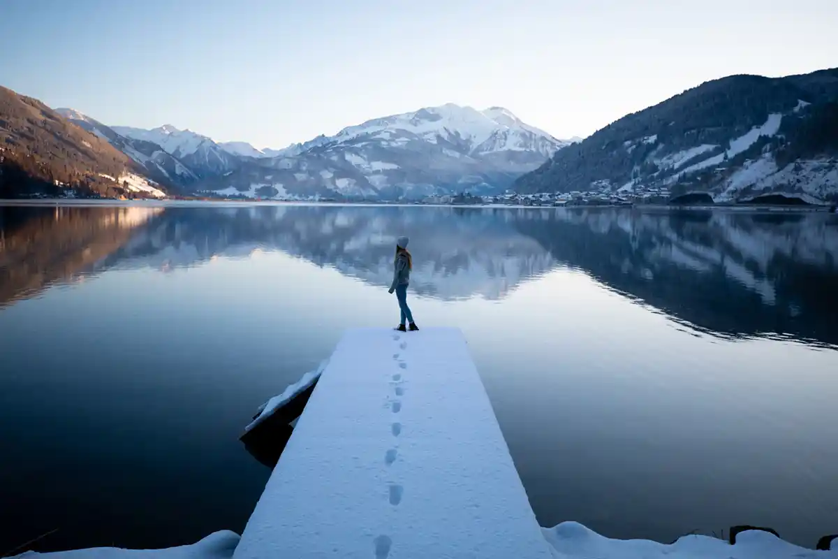 Viaggiare lentamente in inverno: 7 luoghi per la pace e il divertimento invernale consapevole