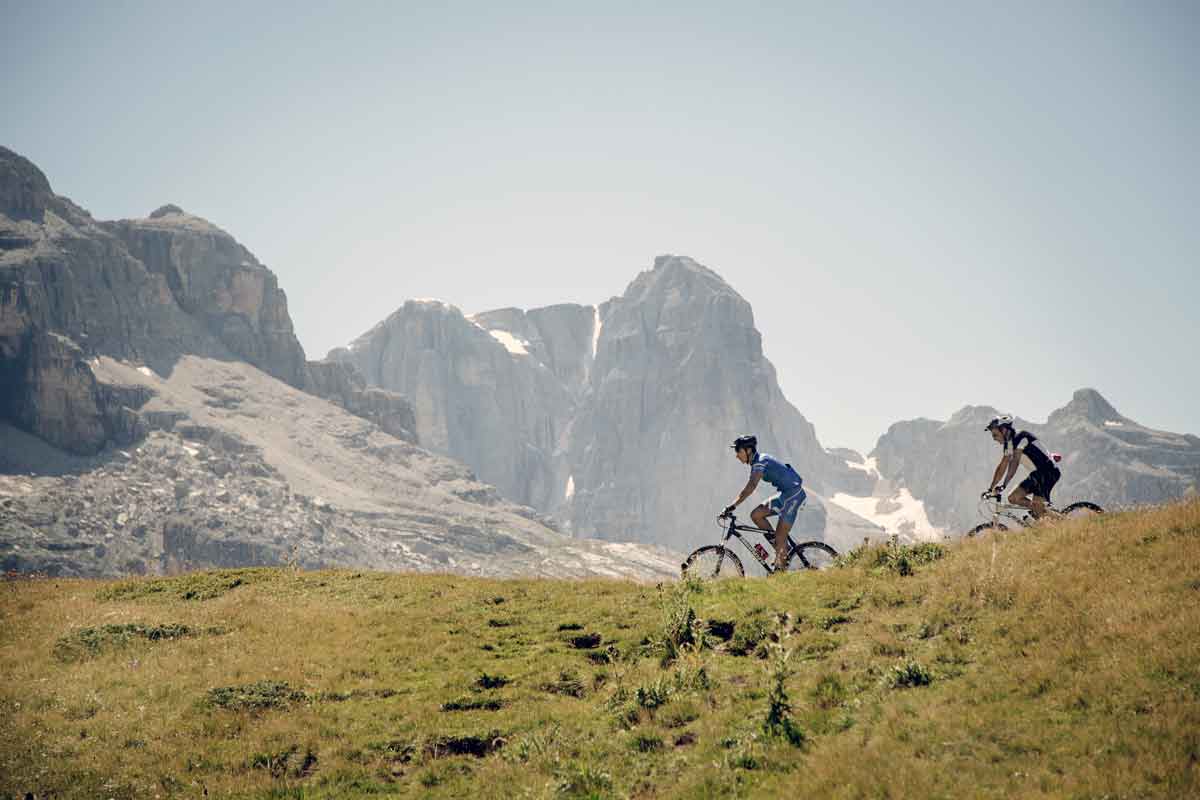 Tour en VTT dans le Trentin, tour de Murmertiel dans les Dolomites de Brenta